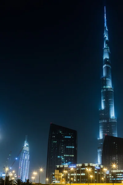Widok na Burdż Chalifa, dubai, Zjednoczone Emiraty Arabskie, w nocy — Zdjęcie stockowe