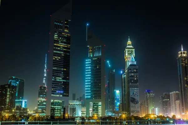Dubai Dowtown em Ngiht, Emirados Árabes Unidos — Fotografia de Stock