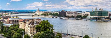 Budapeşte Kraliyet Sarayı sabah görünümü.