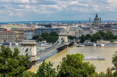 Szechenyi zincir köprü Budapeşte