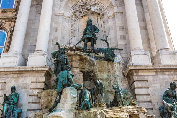 Hunting statue at the Royal palace — Stock Photo, Image