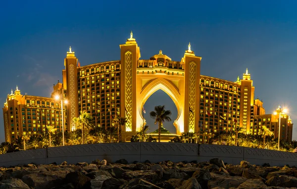 Palm hotel i dubai — Stockfoto