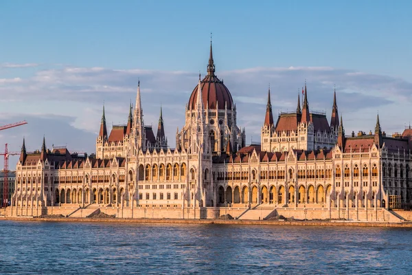 Budynek parlamentu w Budapeszcie — Zdjęcie stockowe