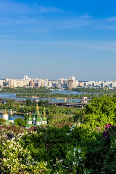 View of the monastery Vydubitsky — Stock Photo, Image