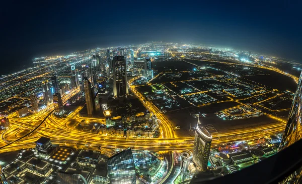 Dubai centrum nachtbeeld — Stockfoto