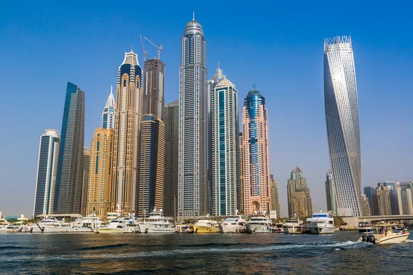 Dubai Marina paisaje urbano, Emiratos Árabes Unidos —  Fotos de Stock