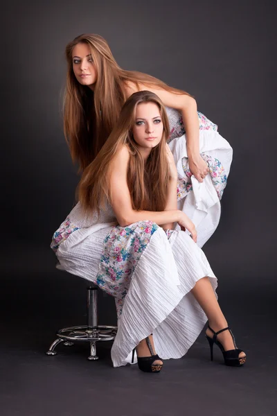 Two girls twins — Stock Photo, Image