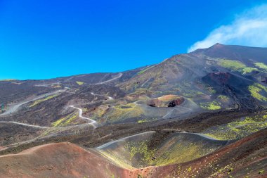 Sicilya, İtalya güzel yaz gün yanardağı Etna