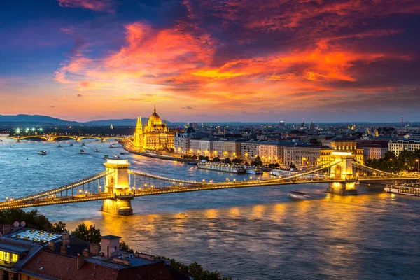 Budapeşte Macaristan Parlamento Binası Panoramik Manzarasına Güzel Yaz Gece — Stok fotoğraf