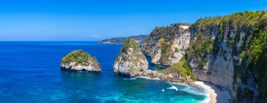 Nusa Penida Adası, Bali, Endonezya 'daki Elmas Plajı Panoraması