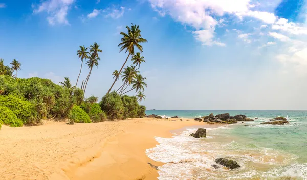 Sri Lanka Güneşli Bir Günde Ambalangoda Tropikal Plajı Panoraması — Stok fotoğraf
