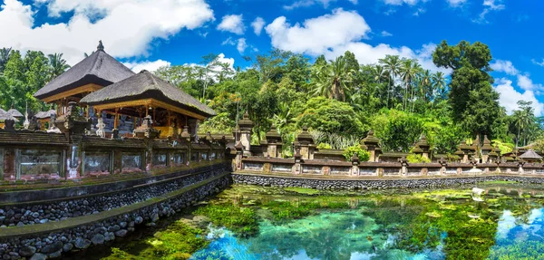 Panorama Pool Holy Water Pura Tirta Empul Temple Bali Indonesia — Stock Photo, Image