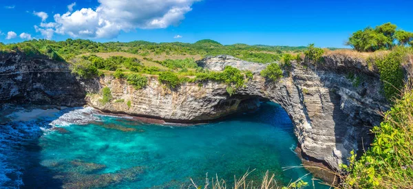 Природная Арка Пляже Брук Бич Острове Нуса Пенида Бали Индонезия — стоковое фото
