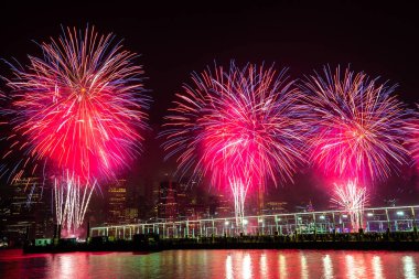 New York sehri üzerinde havai fişekler, ABD