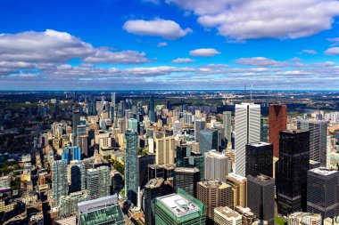 Güneşli bir günde Toronto 'nun panoramik hava manzarası, Ontario, Kanada