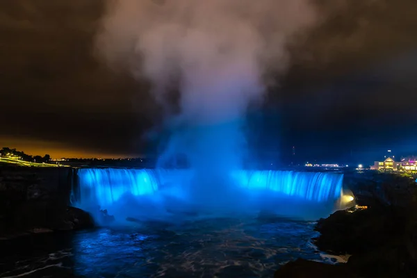 Kanadische Seitenansicht Der Niagarafälle Horseshoe Falls Bei Nacht Niagara Falls — Stockfoto