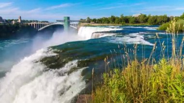 Amerikan Şelaleleri Amerika 'nın Niagara Şelaleleri' nden.