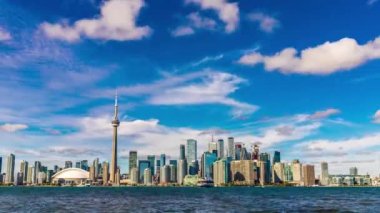 Toronto panoramik gökyüzü güneşli bir günde, Ontario, Kanada