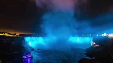  Kanada 'da Niagara Şelalesi' nin yan manzarası, Niyagara Şelalesi 'nde geceleyin Horseshoe Şelalesi, Ontario, Kanada