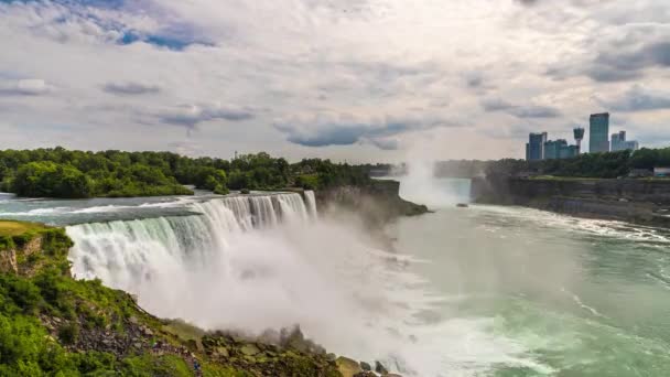 Amerykańskie wodospady nad wodospadem Niagara, USA, ze strony amerykańskiej — Wideo stockowe