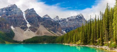 Moraine Gölü Panoraması, Kanada Banff Ulusal Parkı