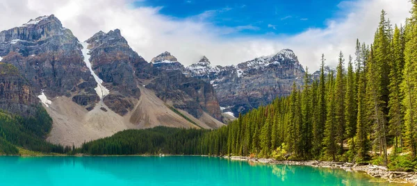 Panorama Lake Moraine Banff National Park Canada — Stock Photo, Image