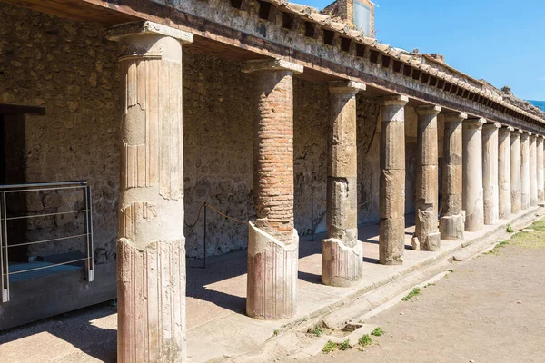 Pompeji Város Elpusztult 79Bc Vulkán Kitörése Vesuvius Olaszország Egy Gyönyörű — Stock Fotó