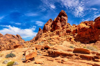 Ateş Vadisi Parkı güneşli bir günde, Nevada, ABD