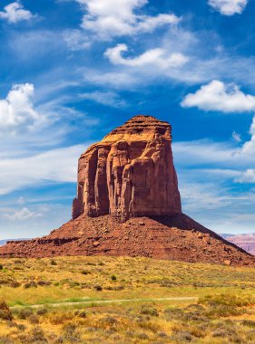 Güneşli bir günde Anıt Vadisi, Arizona, ABD