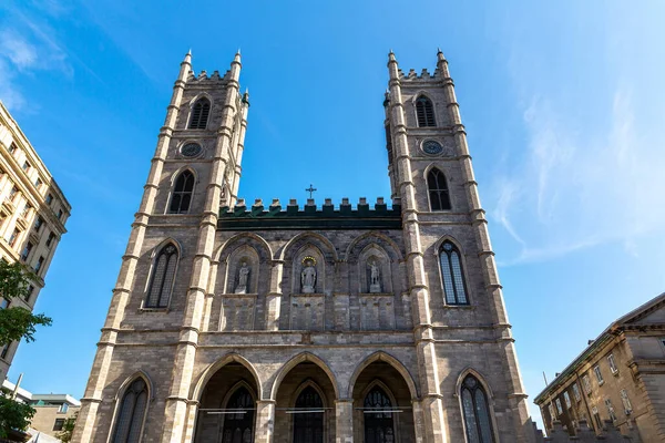 Basílica Notre Dame Montreal Dia Ensolarado Quebec Canadá — Fotografia de Stock