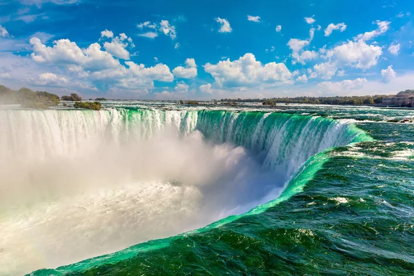 Kanadensisk Sida Utsikt Över Niagarafallen Horseshoe Falls Solig Dag Niagarafallen — Stockfoto