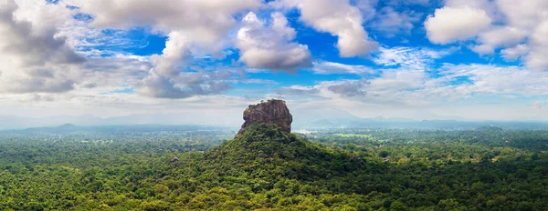 Panorama Lion Rock Sigiriya Dia Ensolarado Sri Lanka — Fotografia de Stock