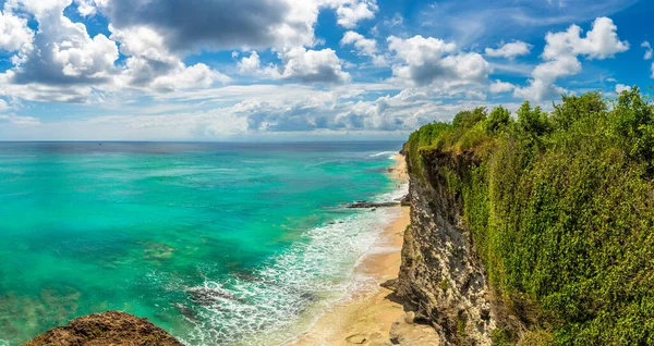 Panorama Praia Dreamland Bali Dia Ensolarado Indonésia — Fotografia de Stock