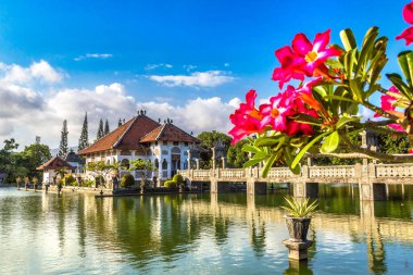 Karangasem Taman Ujung, Bali Su Sarayı, Endonezya güneşli bir günde