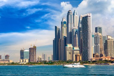 Güneşli bir günde Dubai Marina, Birleşik Arap Emirlikleri