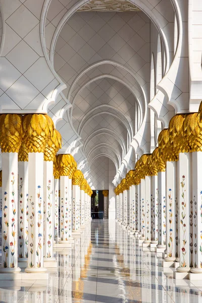 Sheikh Zayed Grand Mosque Abu Dhabi Summer Day United Arab — Stock Photo, Image