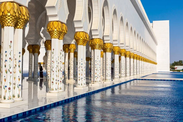 Sheikh Zayed Grand Mosque Abu Dhabi Summer Day United Arab — Stock Photo, Image