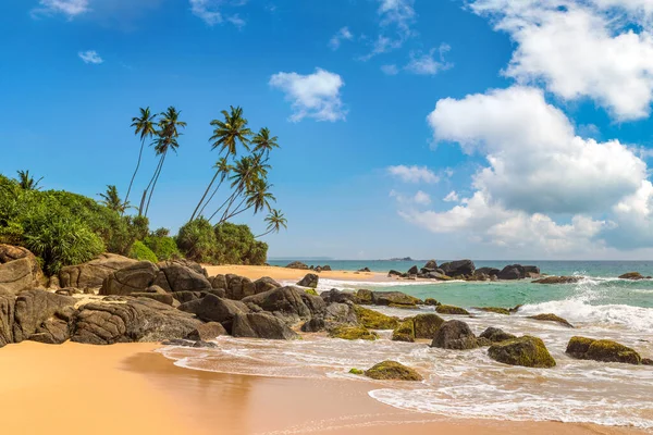 Ambalangoda Tropical Beach Dia Ensolarado Sri Lanka — Fotografia de Stock