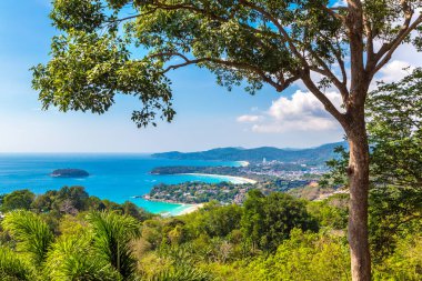 Tayland 'da bir yaz günü Phuket' te Karon Manzarası