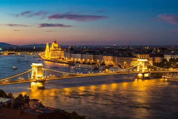 Panoramatický Pohled Budapešť Budovy Parlamentu Maďarsku Krásné Letní Noci — Stock fotografie