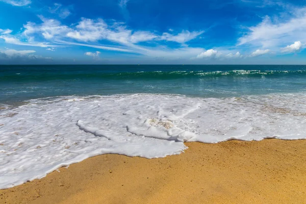 Costa Nazara Spiaggia Sabbiosa Oceano Atlantico Portogallo Una Bella Giornata — Foto Stock