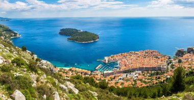 Hırvatistan 'ın Dubrovnik kentinde güzel bir yaz günü panorama