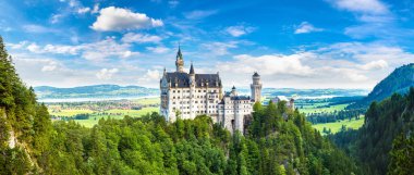Neuschwanstein Şatosu Fussen, Bavyera, Almanya bir güzel yaz gün