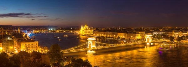 Panoramatický Pohled Budapešť Budovy Parlamentu Maďarsku Krásné Letní Noci — Stock fotografie