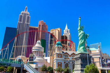 LAS VEGAS, ABD - 29 Mart 2020 Las Vegas, Nevada, ABD 'deki New York Otel ve Kumarhanesi