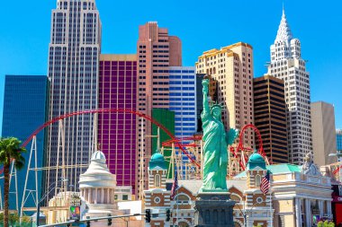 LAS VEGAS, ABD - 29 Mart 2020 Las Vegas, Nevada, ABD 'deki New York Otel ve Kumarhanesi