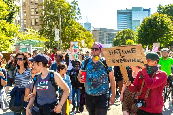 Toronto Canadá Septiembre 2019 Huelga Global Por Clima Marcha Por —  Fotos de Stock