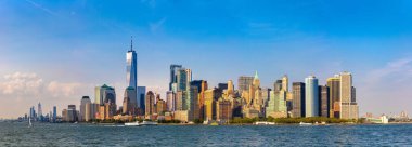 New York 'un New York şehrinin günbatımında Manhattan Panoraması, ABD