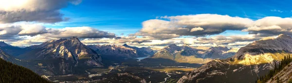 Panoráma Légi Kilátás Banff Város Bow Valley Banff Nemzeti Park — Stock Fotó