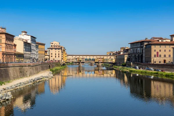 Güzel Yaz Günü Ponte Vecchio Köprüsü Floransa Talya — Stok fotoğraf